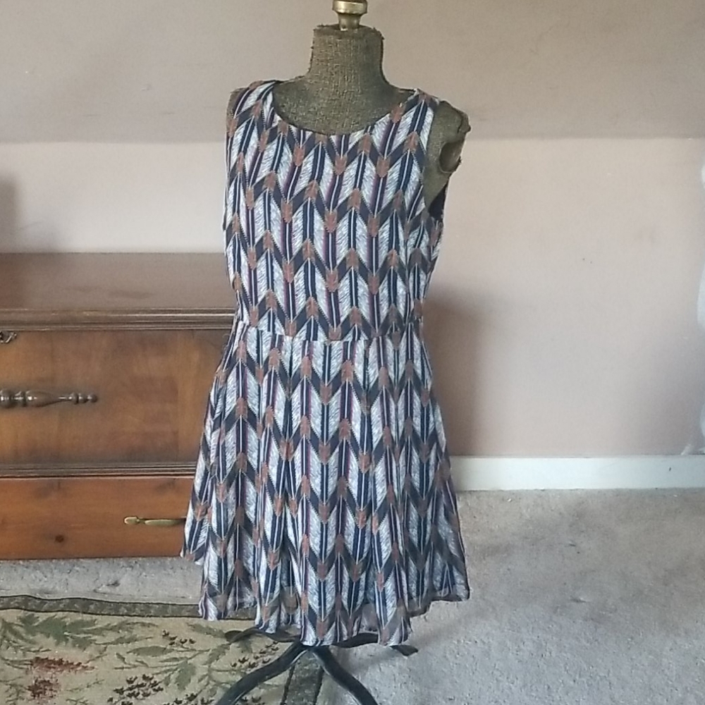 Casual Arrow Pattern dress